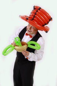 Der Zauberer für Firmenfeier und Betriebsfeier als Ballonmodellierer für Kinder