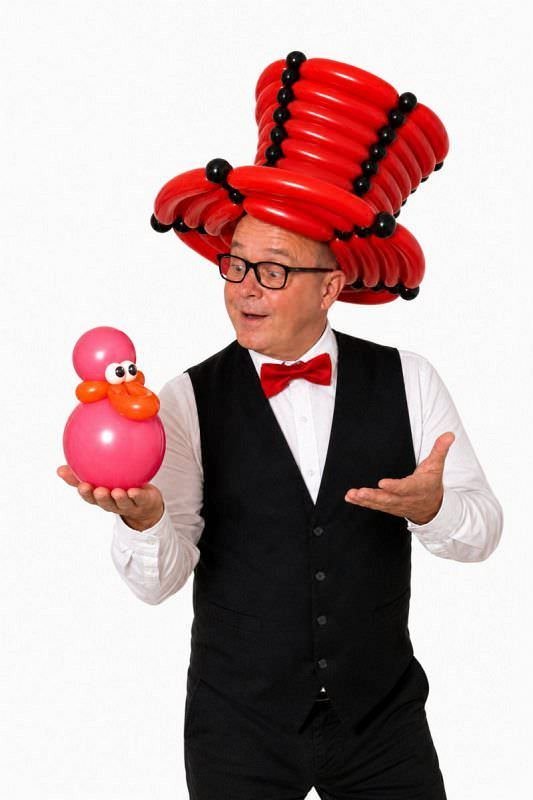 Mobil im Einsatz – Walking Act mit Ballonwagen